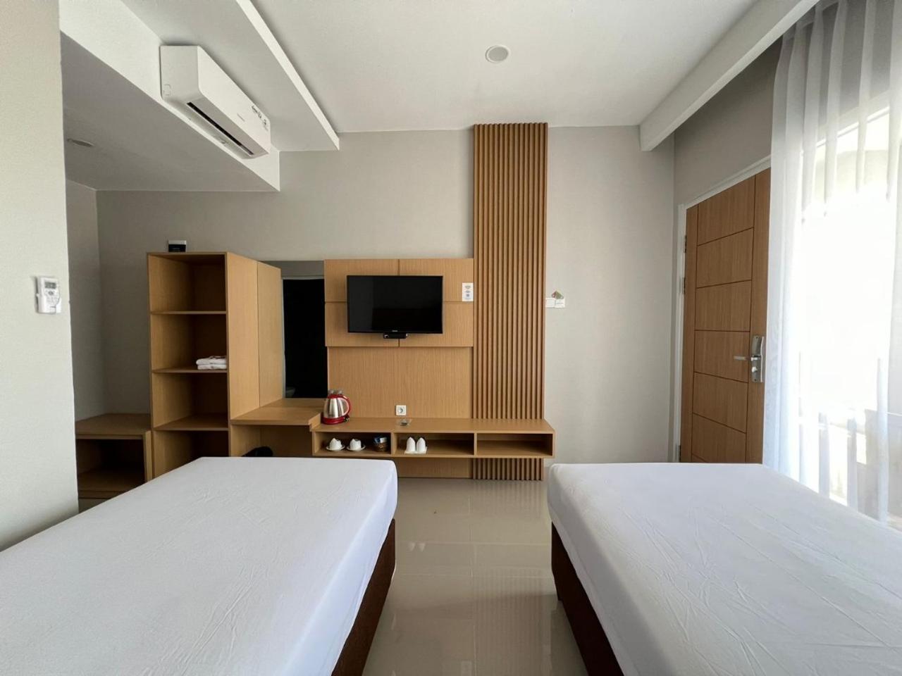Hotel Century Pangandaran Exteriér fotografie