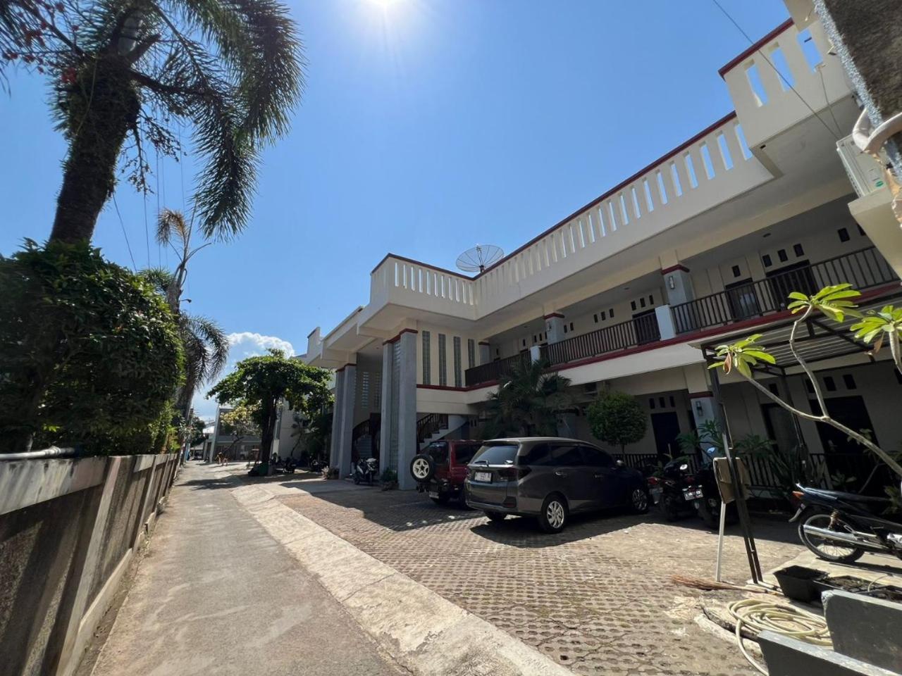 Hotel Century Pangandaran Exteriér fotografie