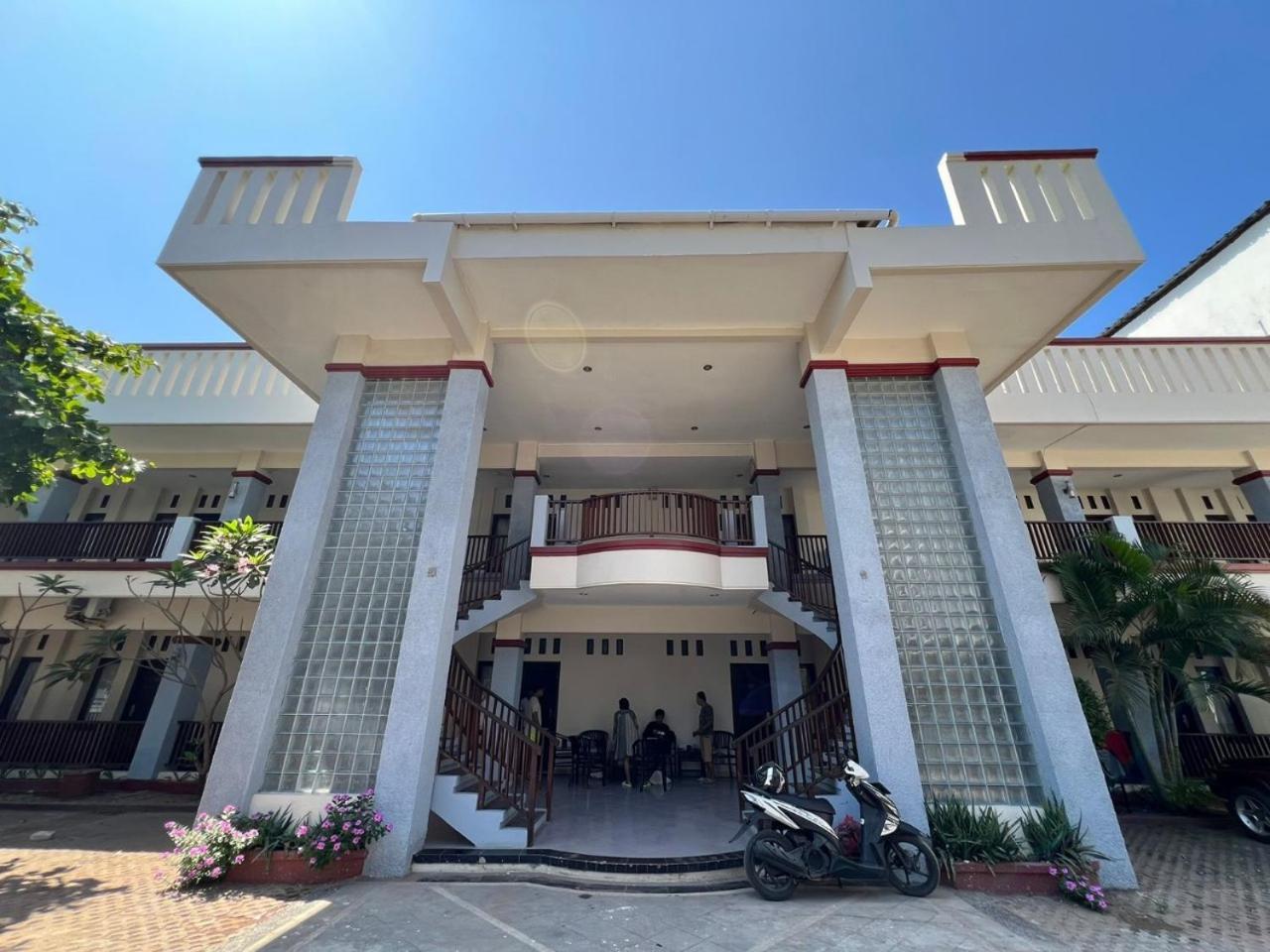 Hotel Century Pangandaran Exteriér fotografie