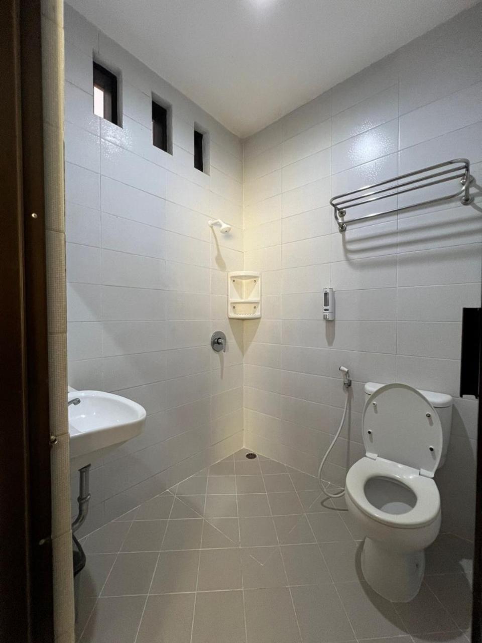 Hotel Century Pangandaran Exteriér fotografie